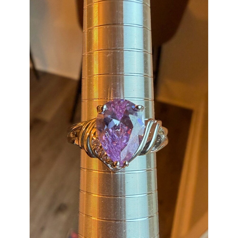 Pink Pear Cut Statement Ring Size 8 Silver Tone Swirl Setting Vintage Style